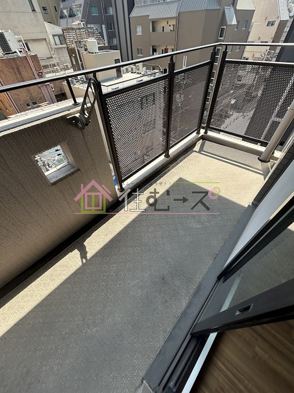 TM南森町 ベランダ