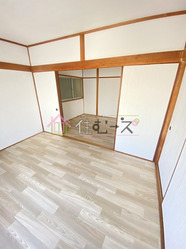 巽東4丁目戸建て リビング