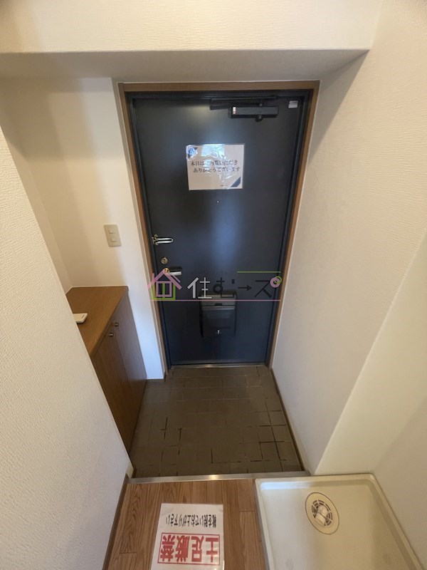 ノルデンハイムリバーサイド天神橋 玄関