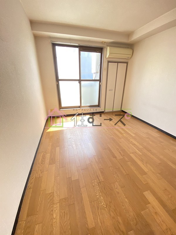 新深江ツリガミビルパートⅠ ベッドルーム