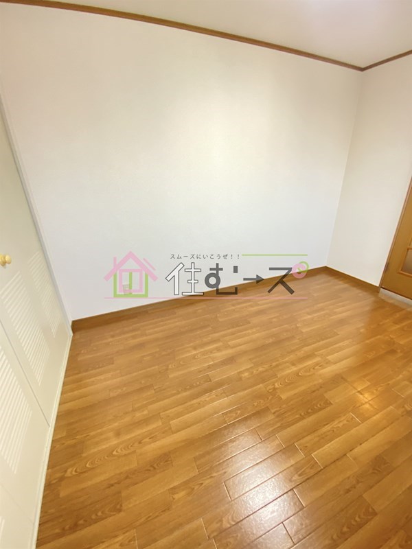 今里西青山ビル リビング