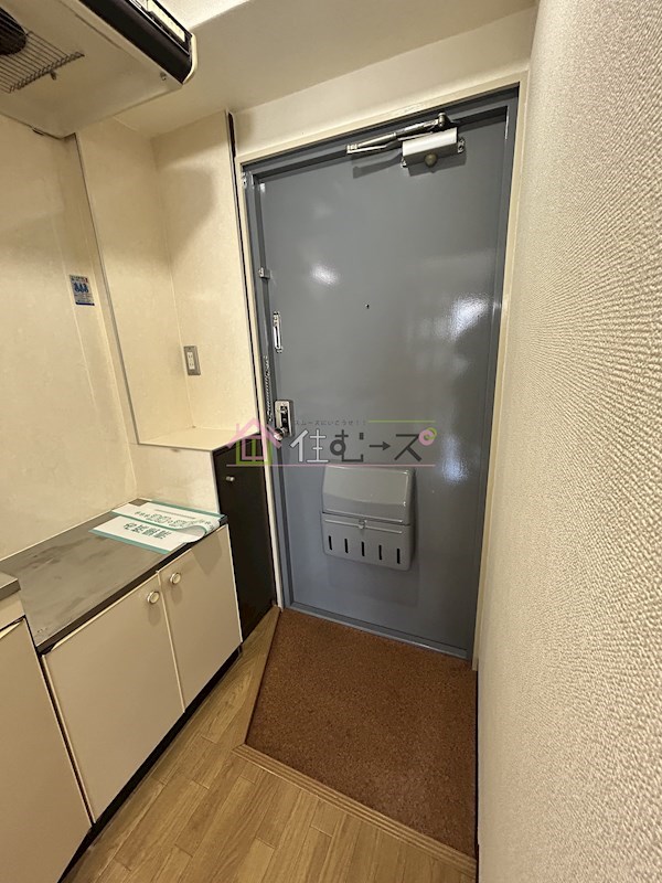 カーサ照ヶ丘Ⅲ 玄関