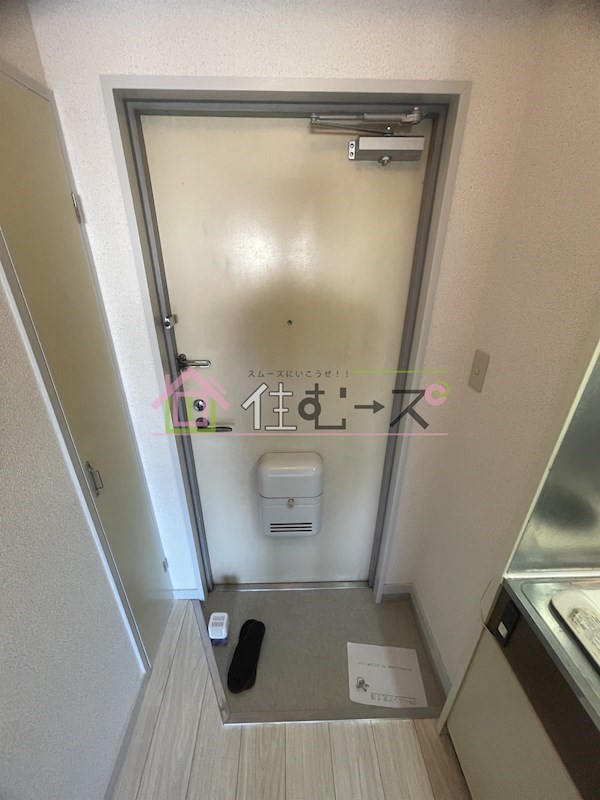 グランメール苅田 玄関