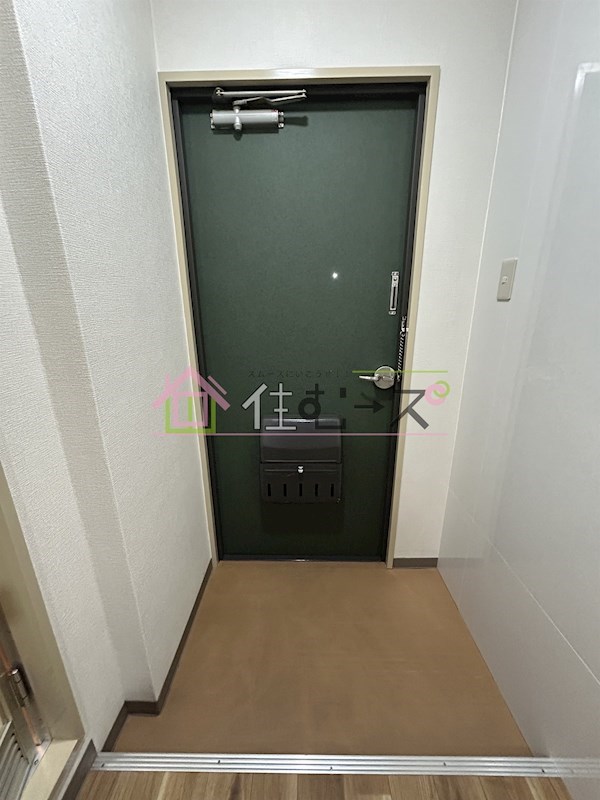 カワオトビル 玄関