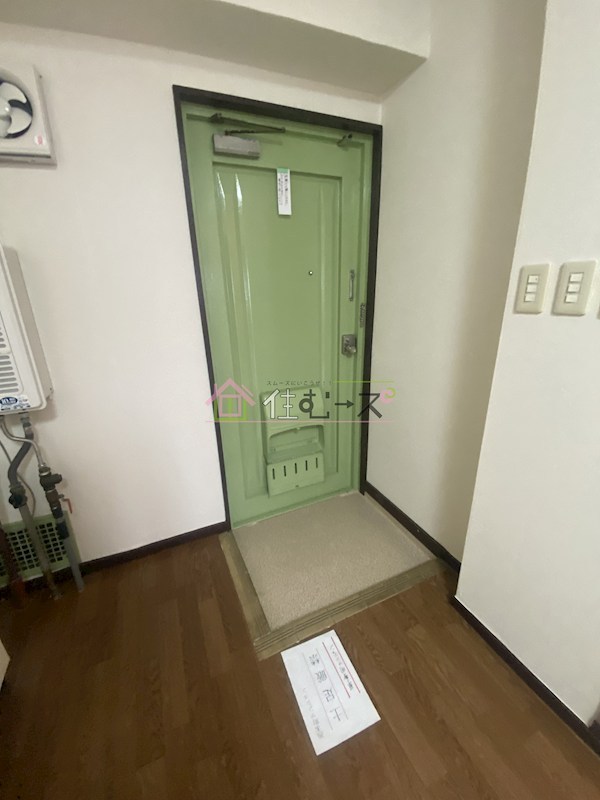 奥内西本町マンション 玄関