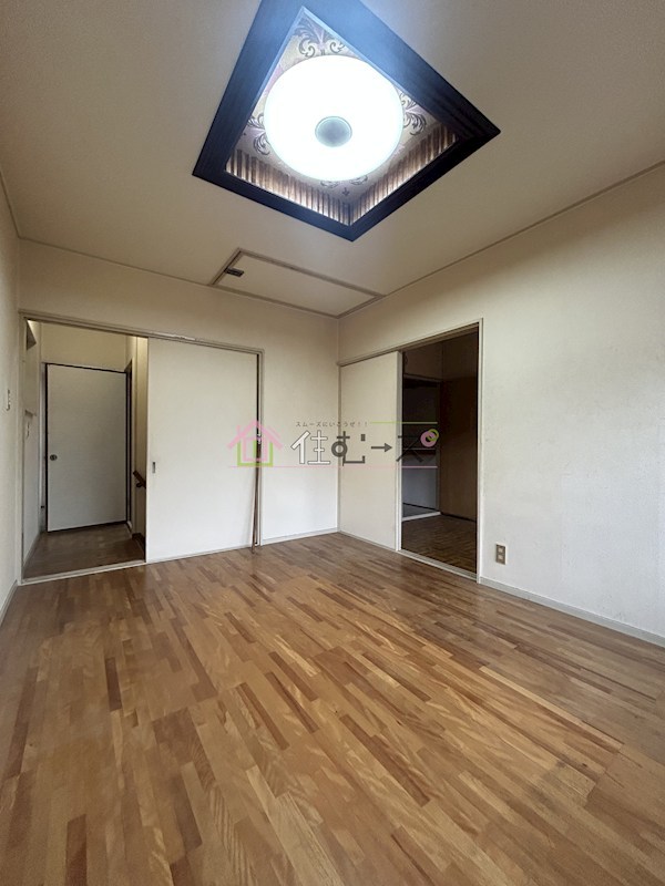 西淀川区中島一丁目戸建て リビング