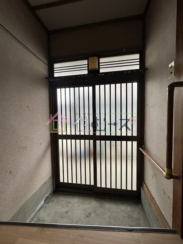 遠里小野88文化住宅 玄関