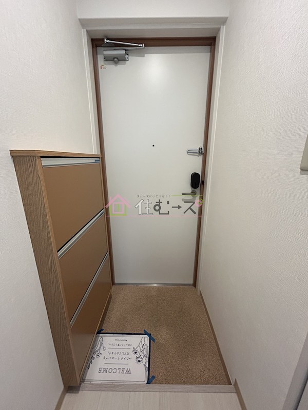 ウエストランドK 玄関