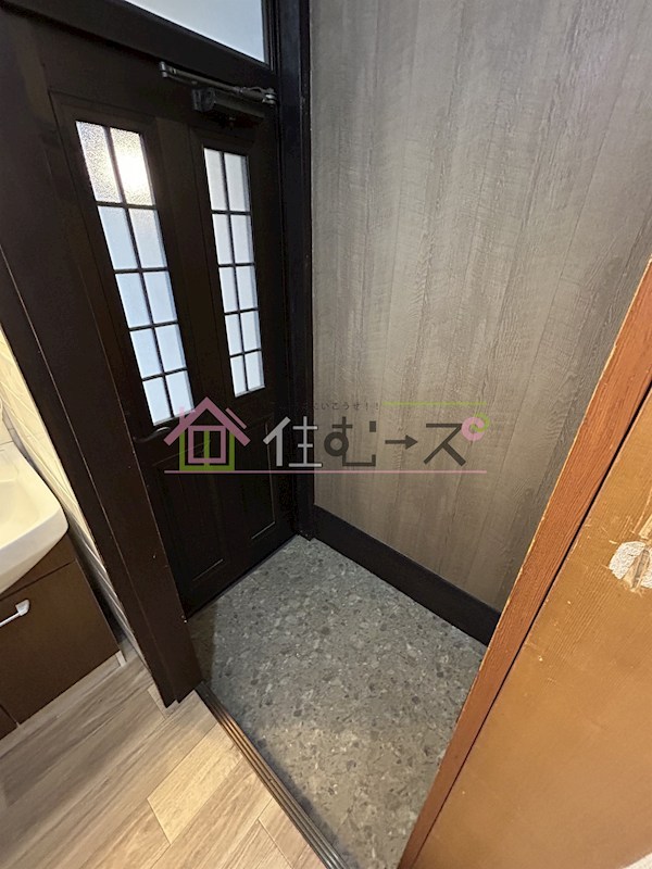 喜連5丁目貸家 玄関