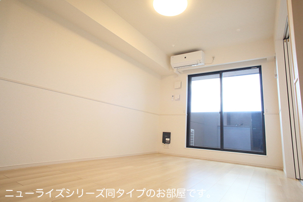 額原町アパートＫ・Ⅱ リビング