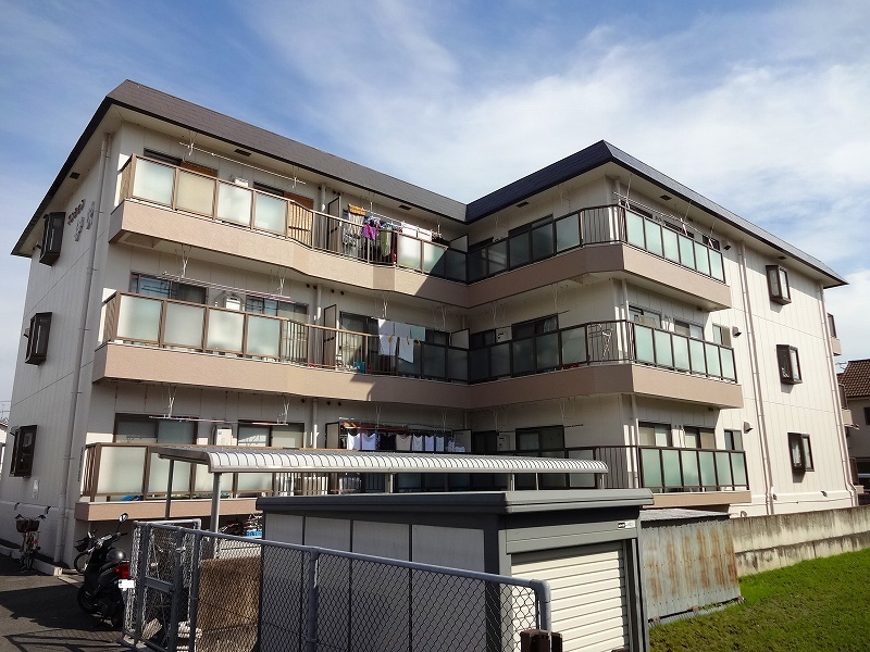 マンション伊吹 外観
