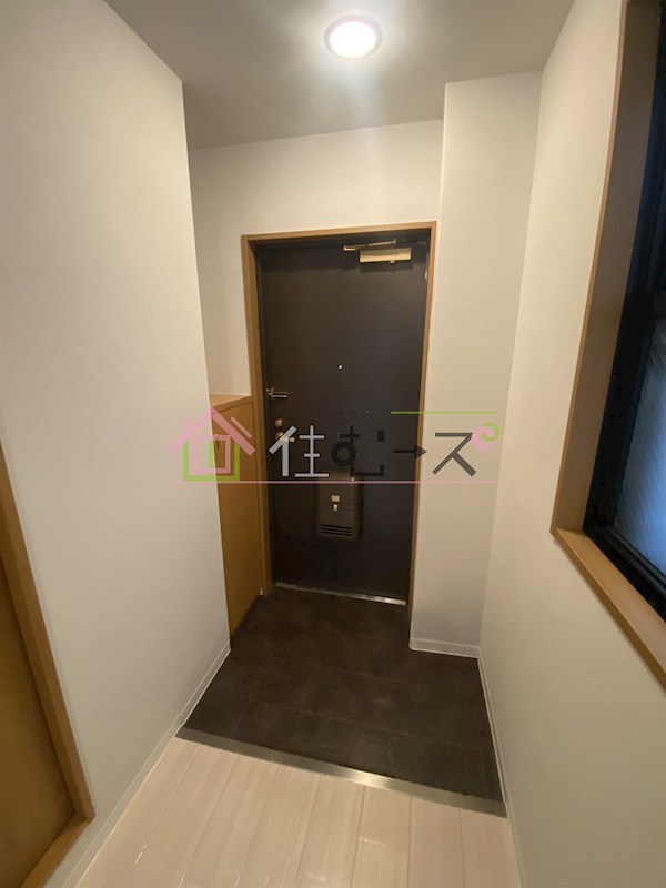 アリエスかまくら 玄関