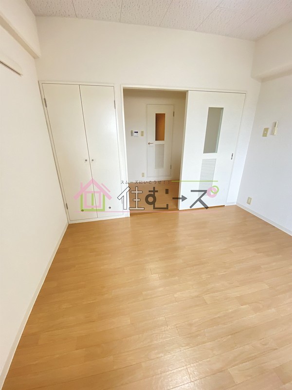 楠青山ビル別館 リビング