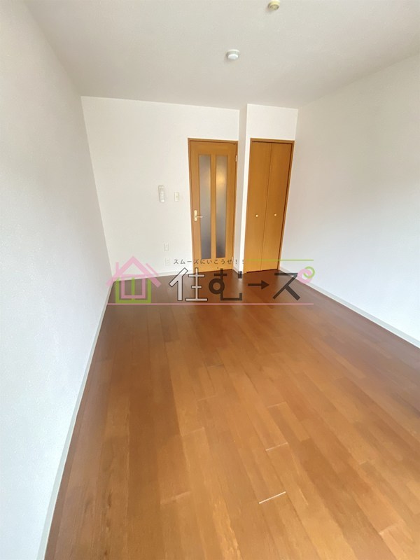 ラフィーネ聖天坂 リビング