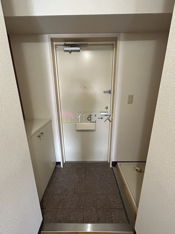 セブンハイツ 玄関