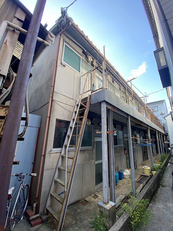 白井荘 外観