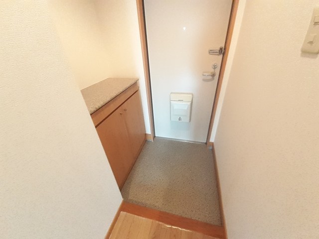 マーベラス 玄関