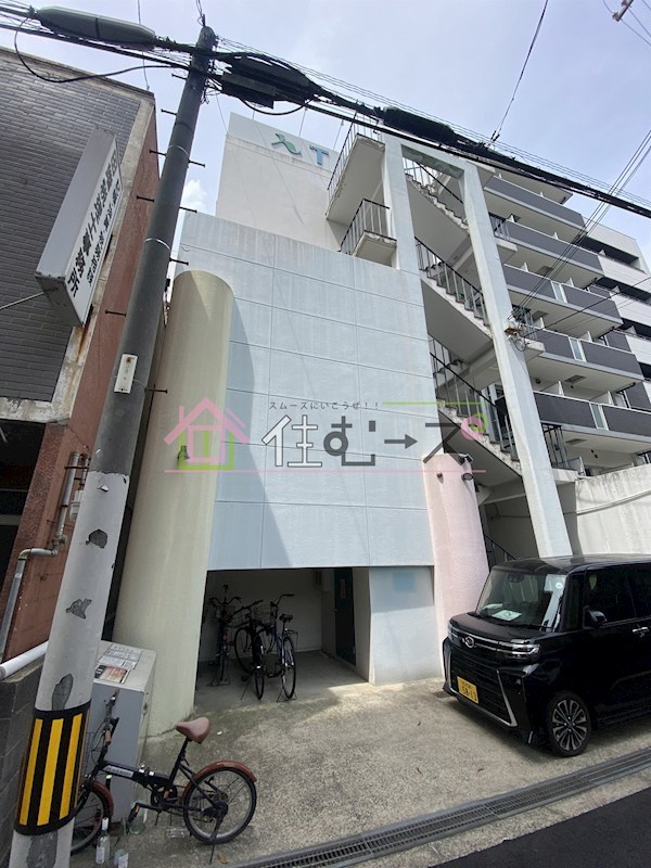 トラスティーコート 外観