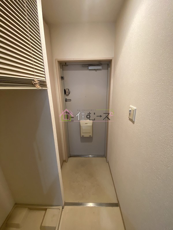 W.O.B.レマーニー昭和町 玄関