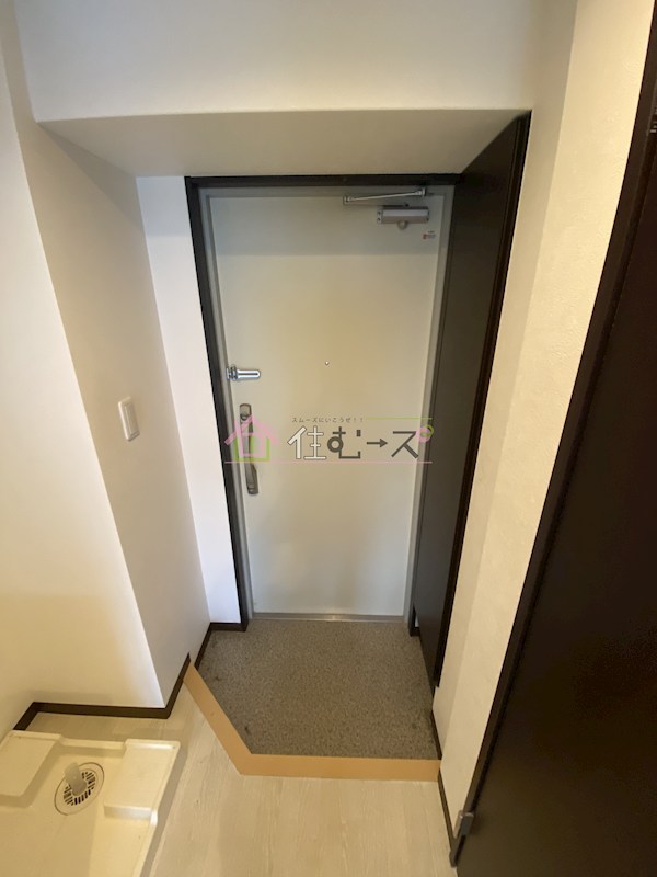 グランパシフィック桜川南 玄関