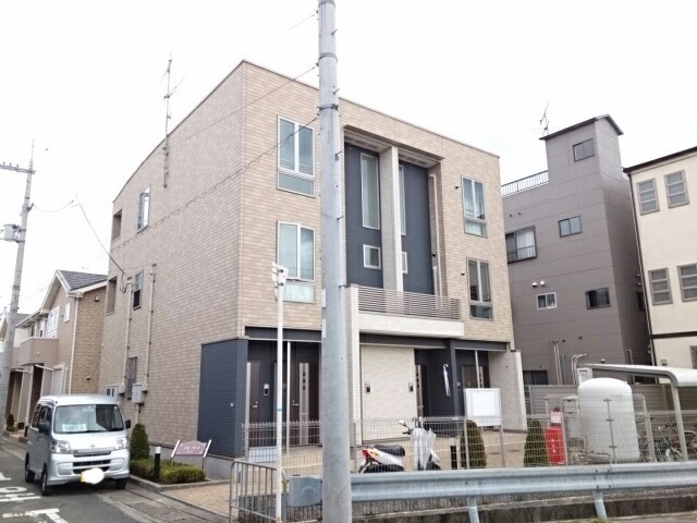 プレウス 外観