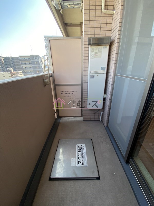 エステムコート梅田茶屋町デュアルスペース  ベランダ