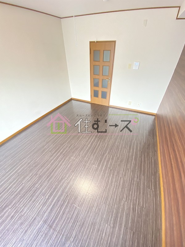 ハイツ今井 リビング
