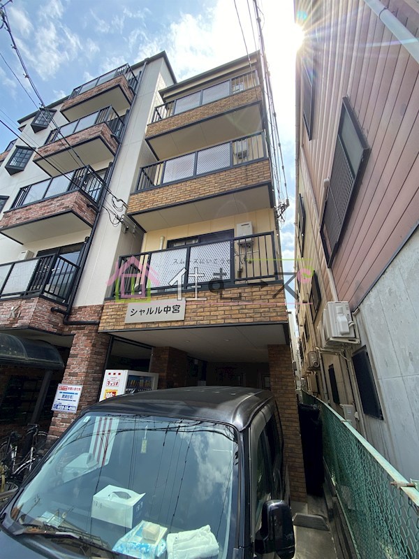 シャルル中宮 外観