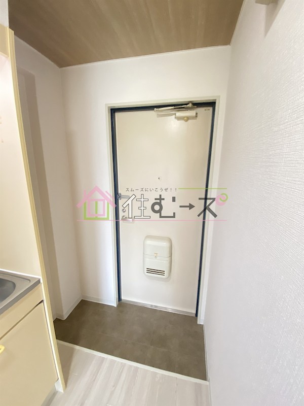 フローラル横堤 玄関
