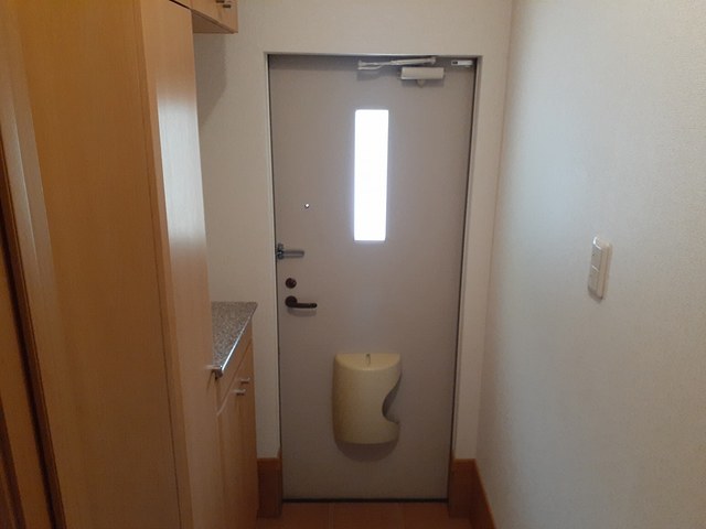 サニーライフ 玄関