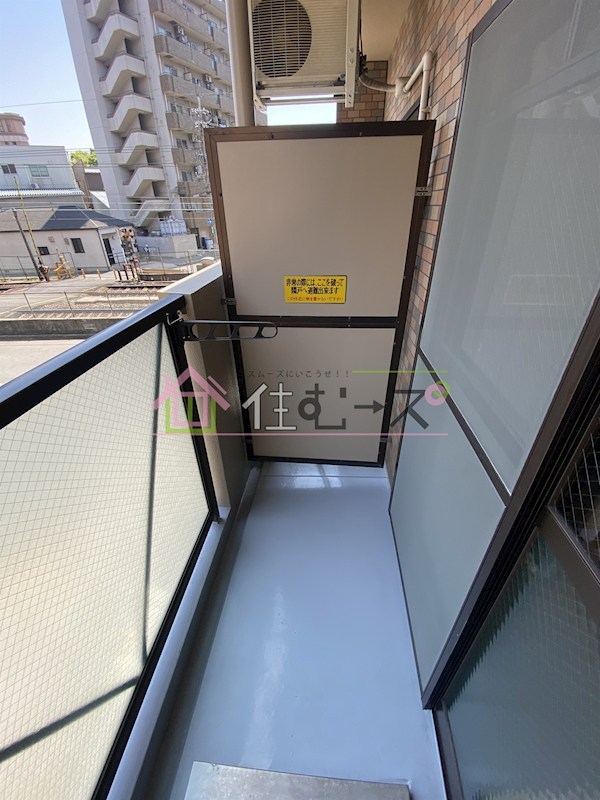 ローズコーポ新大阪9 ベランダ