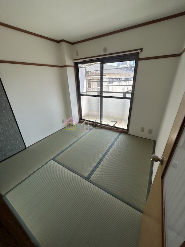 グランドハイツ三津屋北 ベッドルーム