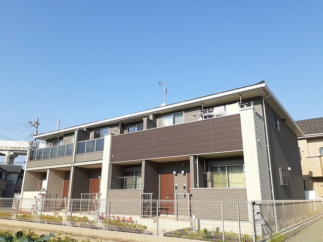 レグノ 外観