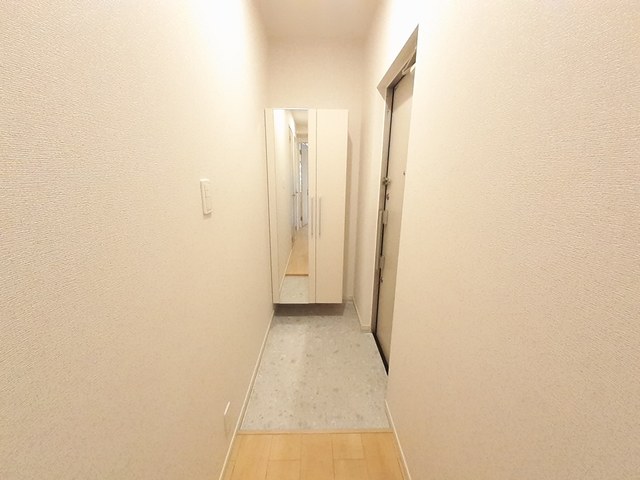 マハロ２ 玄関