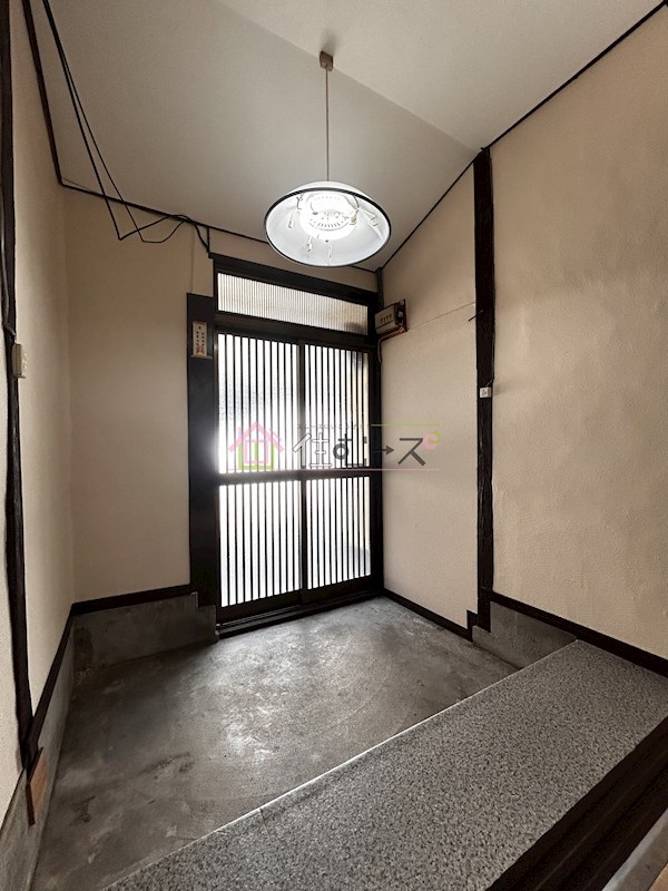 蒲生2丁目一戸建て 玄関
