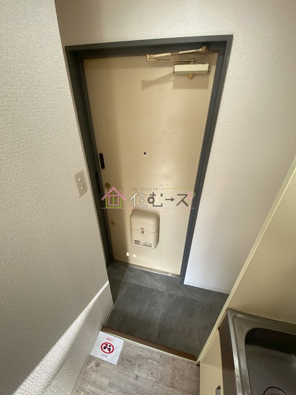 サン高倉 玄関