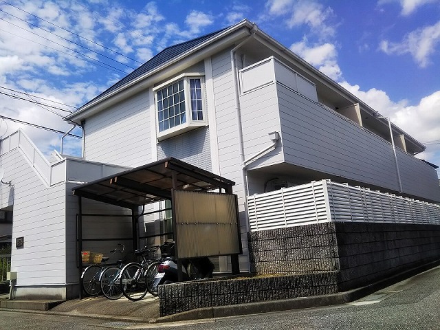 レオパレスＡＫＵＲＡ 外観