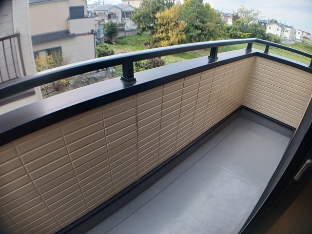 ラック・ヴィラ ベランダ