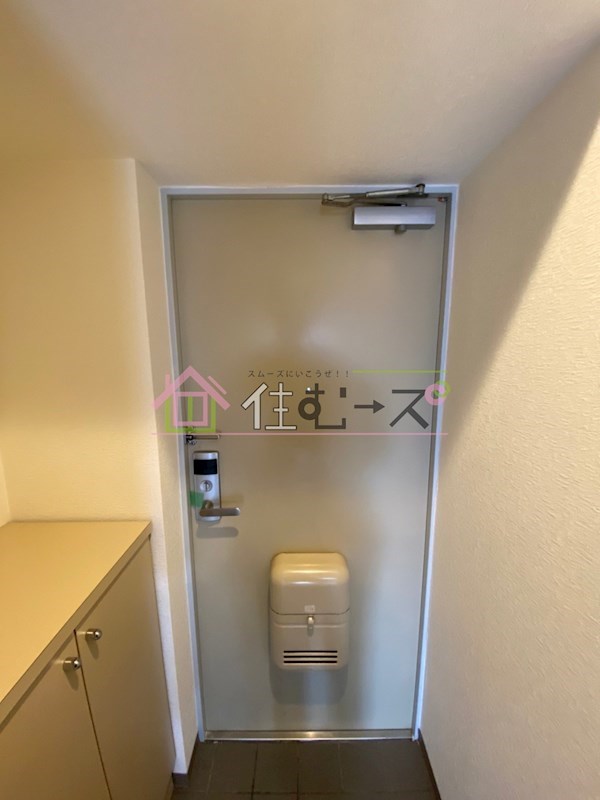 ローズコーポ天満東Ⅱ 玄関