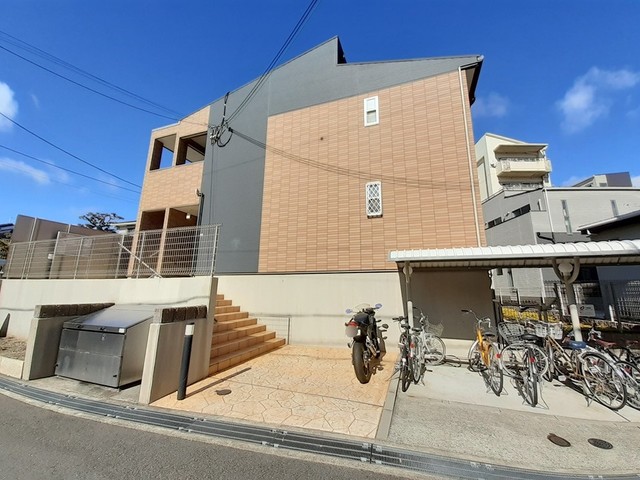 カミノ　レアル 外観