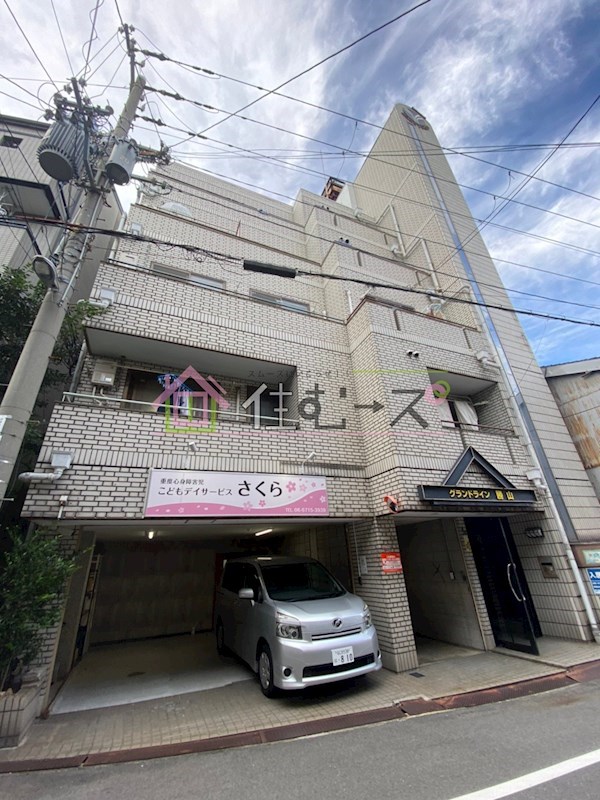 グランドライン勝山 外観