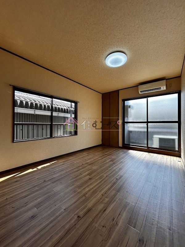 オズハイツ中川 ベッドルーム