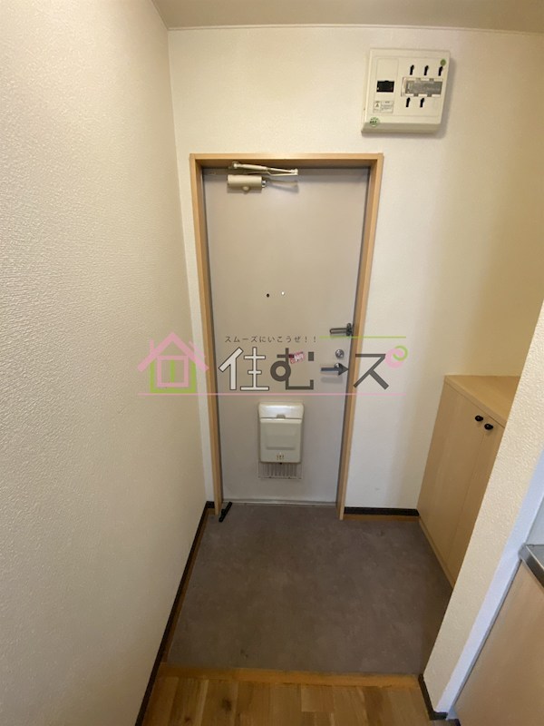 クレストK-Ⅱ 玄関
