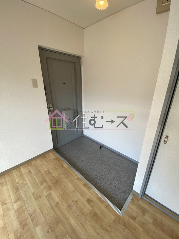 流町マンション 玄関