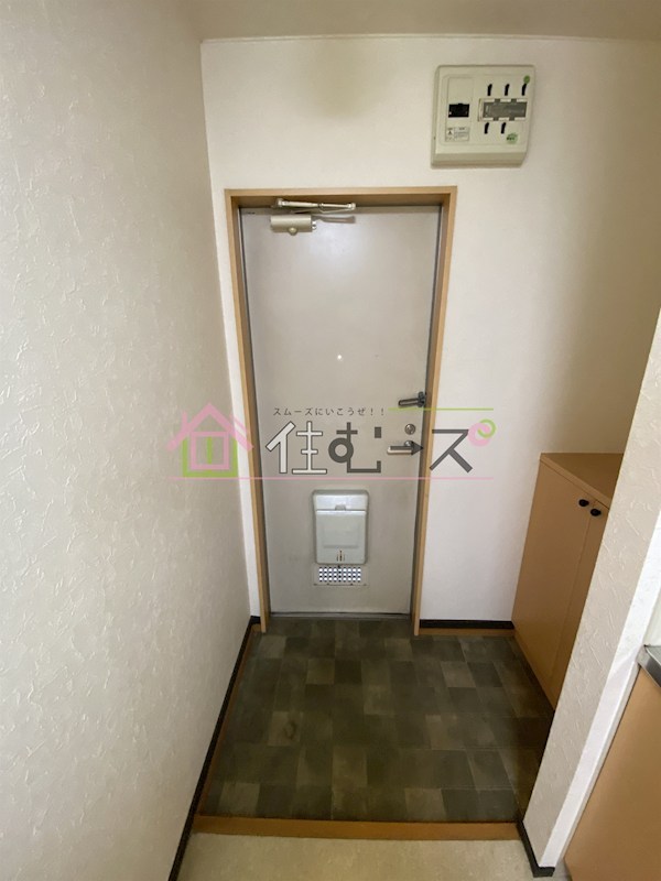 クレストK-Ⅱ 玄関
