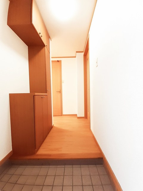 イーストワン 玄関