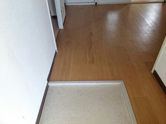ニューシティー中西 玄関