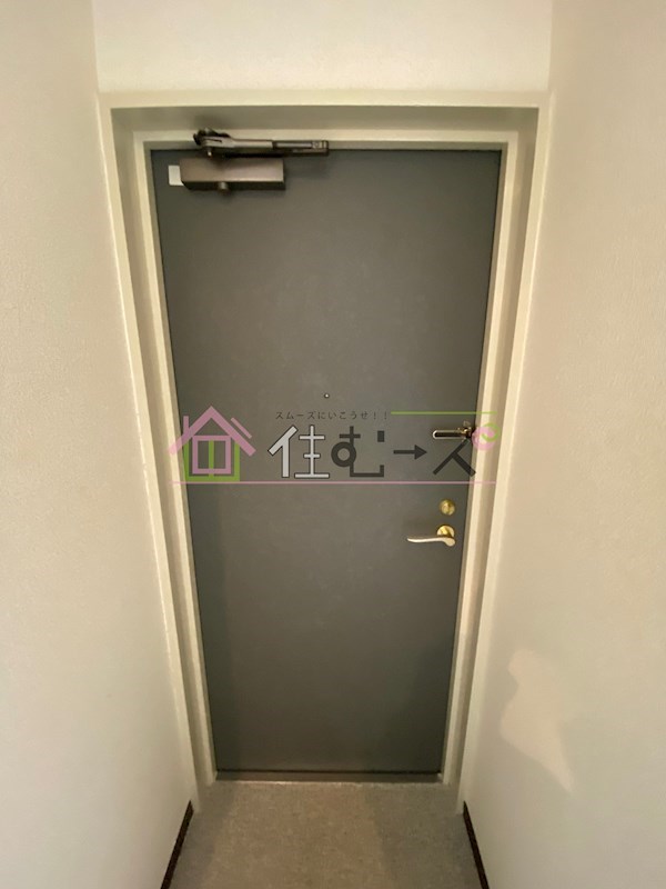 メゾネット北野 玄関