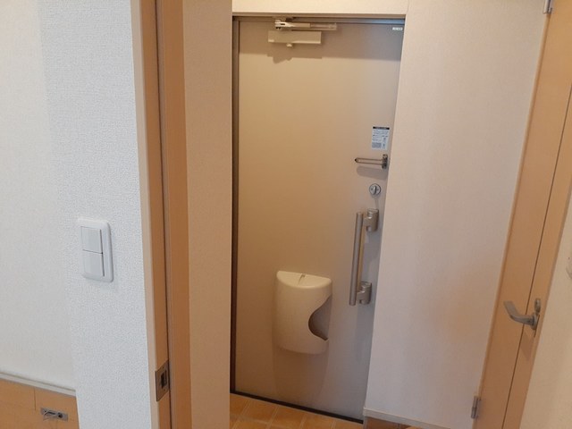 ＦＯＲＥＳＴ清荒神 玄関
