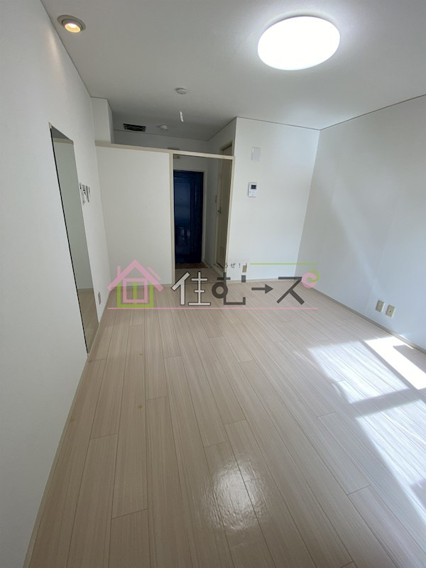 ユーハイツ京町堀 リビング